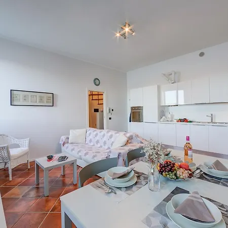 Aparthotel Arona Apartament