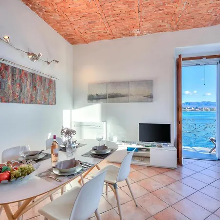Apartment Aparthotel Arona Arona