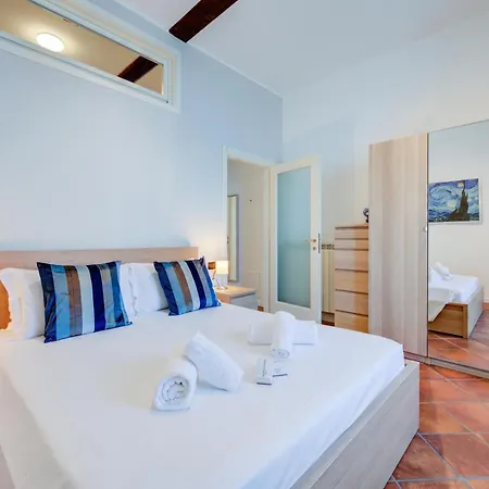 Aparthotel Arona Apartment 4*